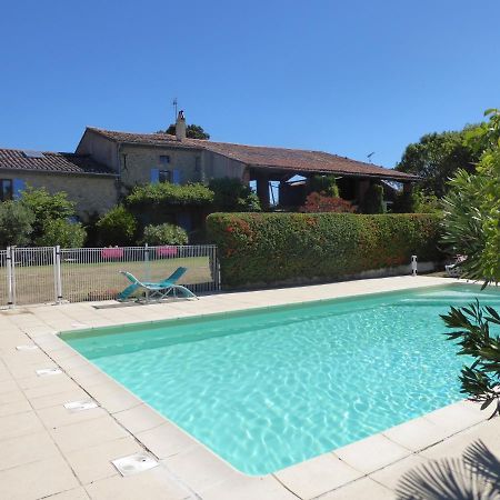 Nature'S Pace Holidays Montmaur  Exterior photo