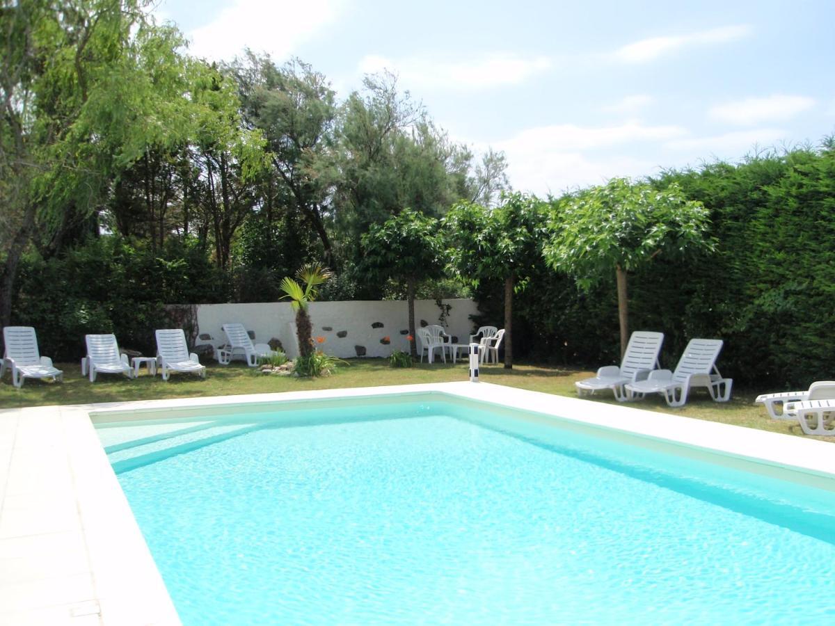 Nature'S Pace Holidays Montmaur  Exterior photo